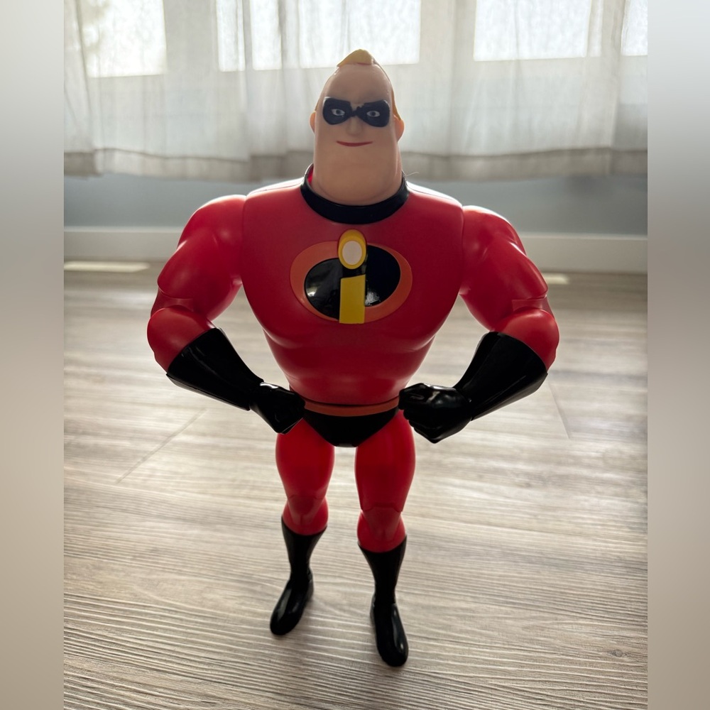 Talking Mr. Incredible Action Figure